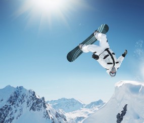 开云足球直播-富安健洋高光时刻，巴拉圭对阵洪都拉斯中的唯一性闪耀