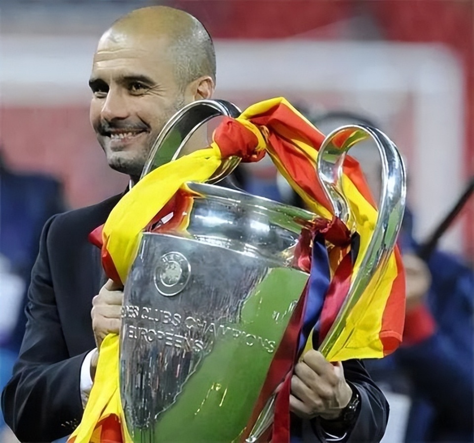 多特蒙德高居积分榜次席，欧冠名额意味近在咫尺