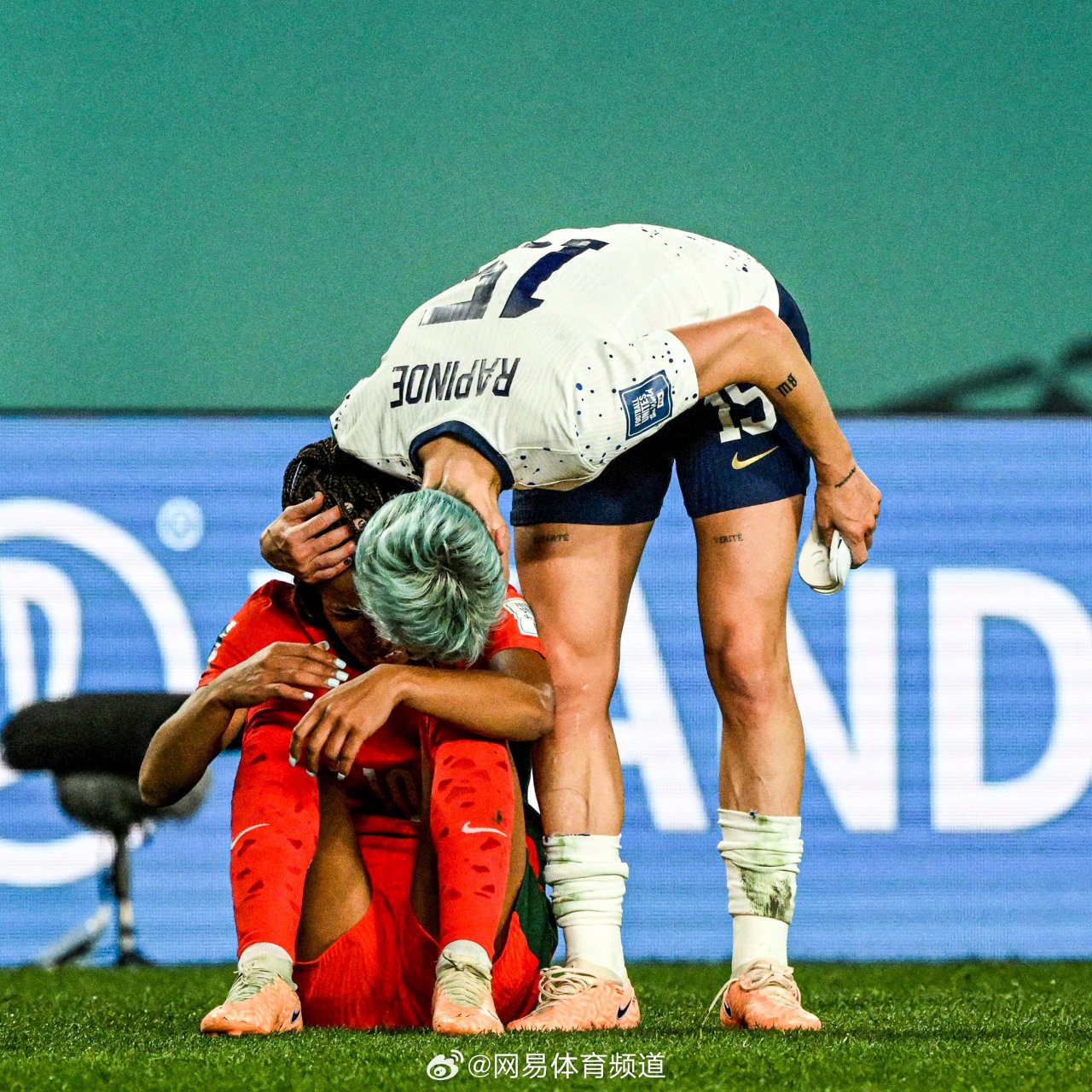 奥格斯堡球员伤愈归队，备战下一场比赛