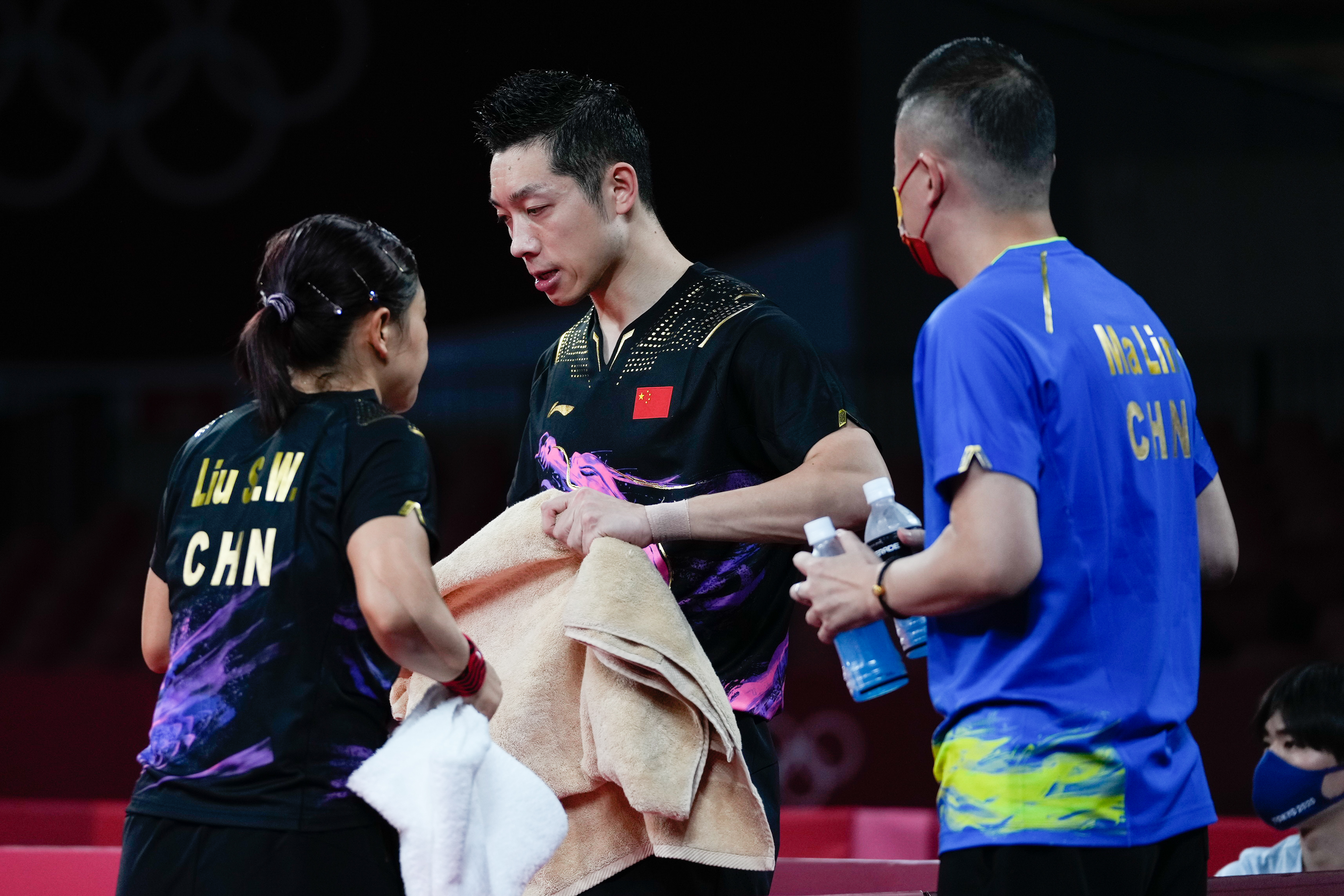 日本队逆转韩国队，许昕扛起全队