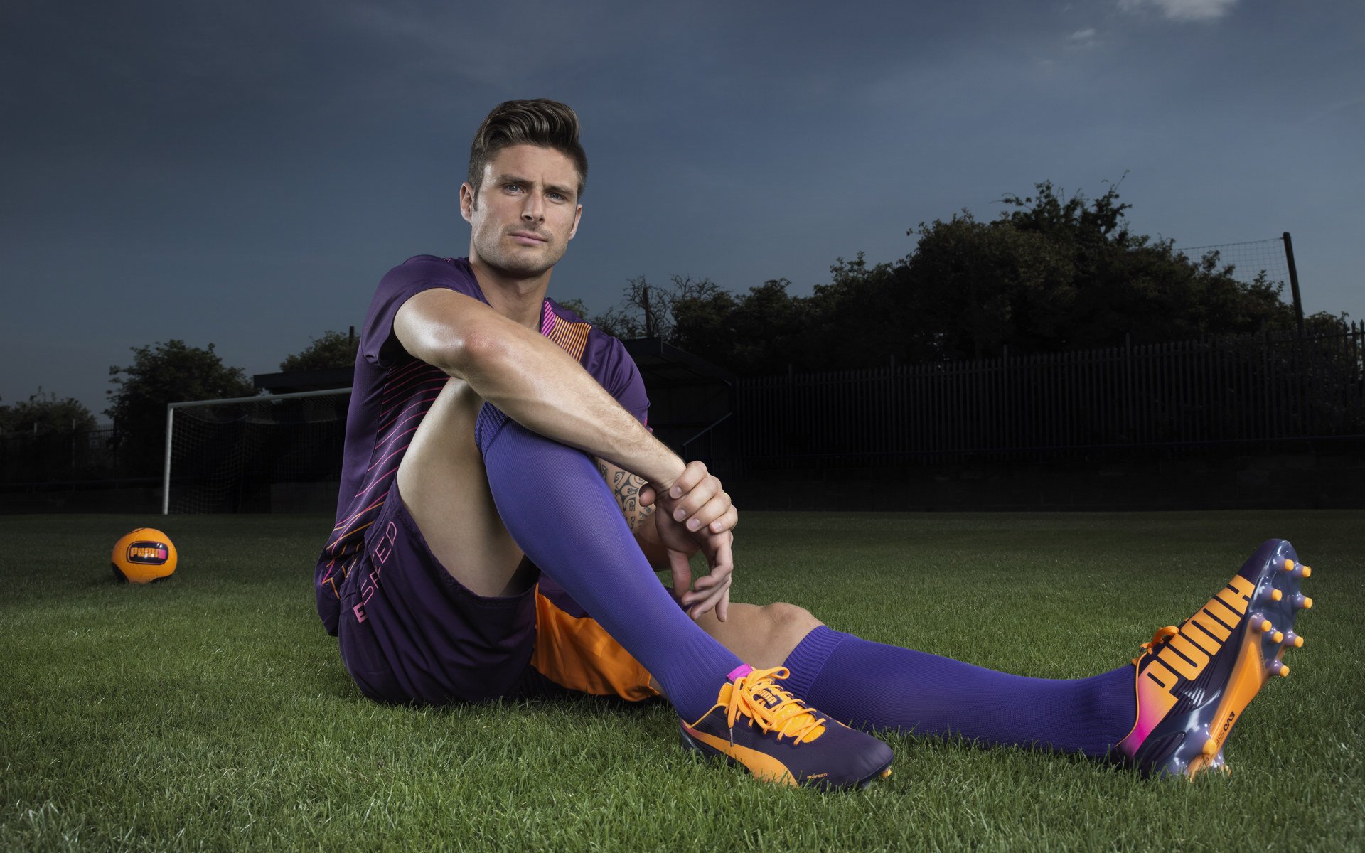 欧冠淘汰赛焦点战，厄瓜多尔节奏掌控沙特