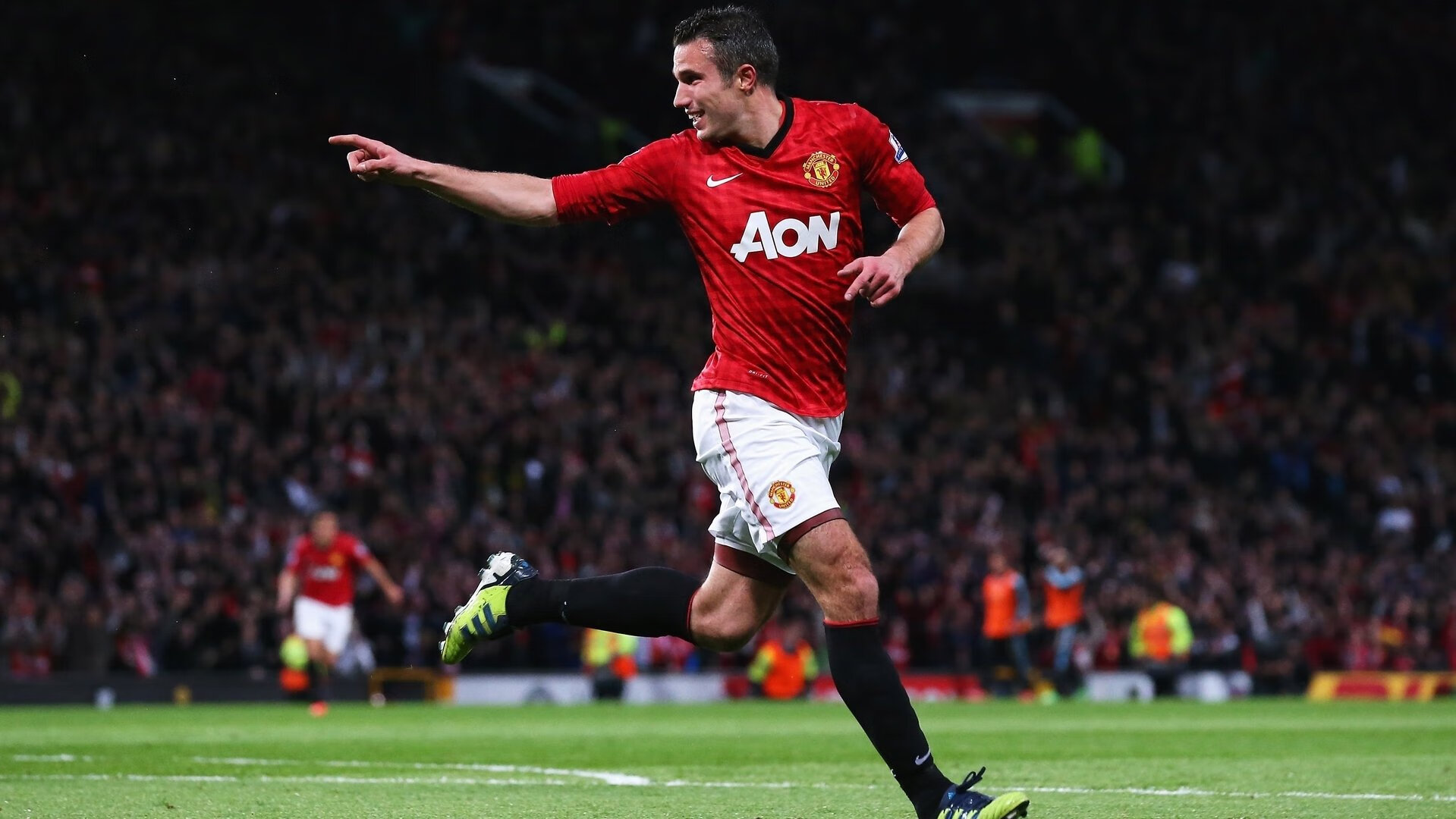 克瓦拉茨赫利亚的魔法之夜，莱比锡红牛如何击溃牙买加闪电